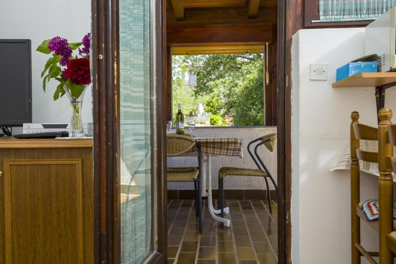 Apartment Vili Пинезичи Экстерьер фото