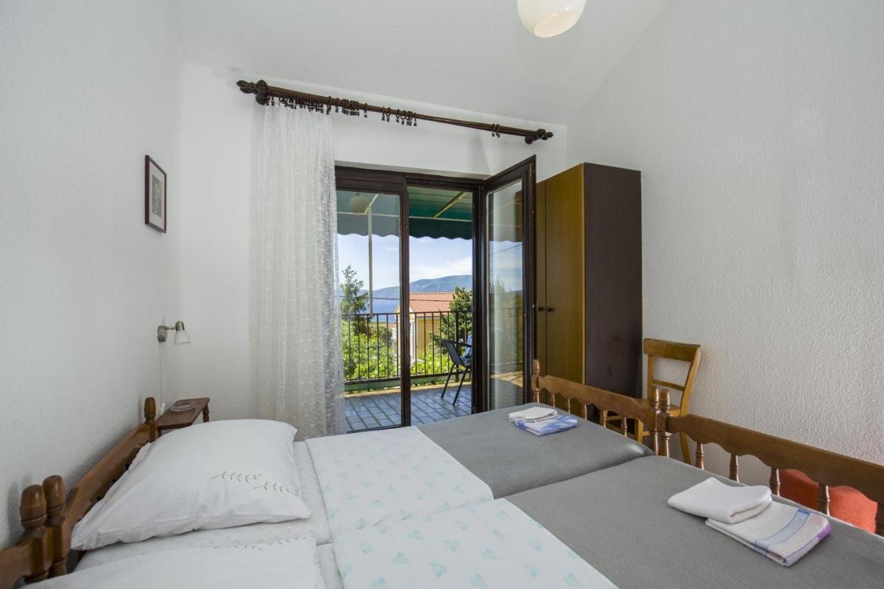 Apartment Vili Пинезичи Экстерьер фото