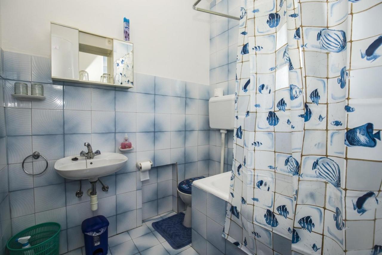 Apartment Vili Пинезичи Экстерьер фото